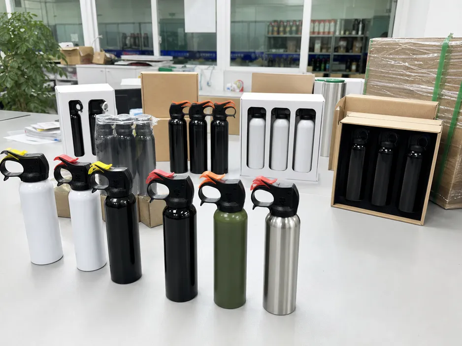 Private-label grizzly bear spray canister customization options including label printing and packaging formats